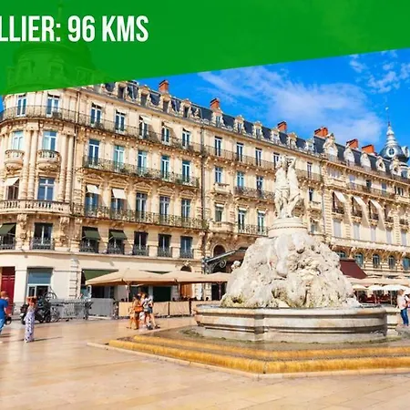 Apartment Le Saint-laurent - Parking Gratuit - Terrasse - Wi-fi